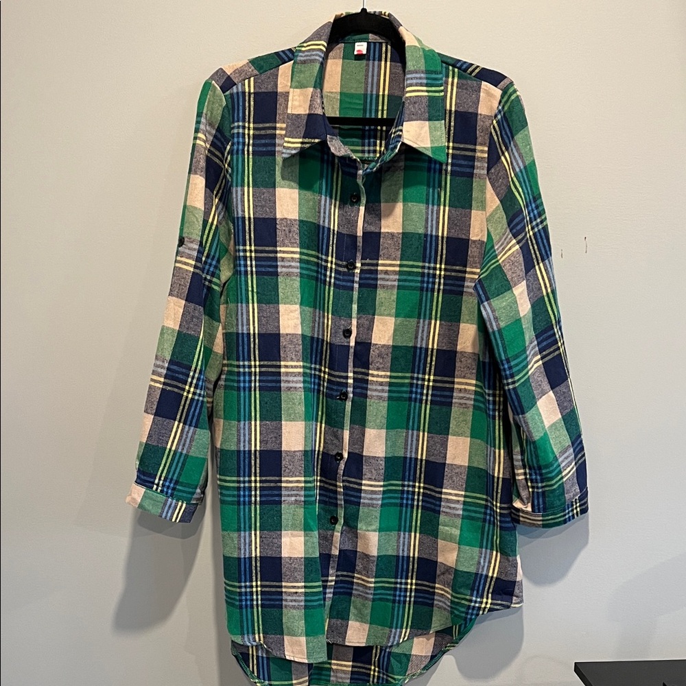 Green & Navy Plaid Button-Up Shirt